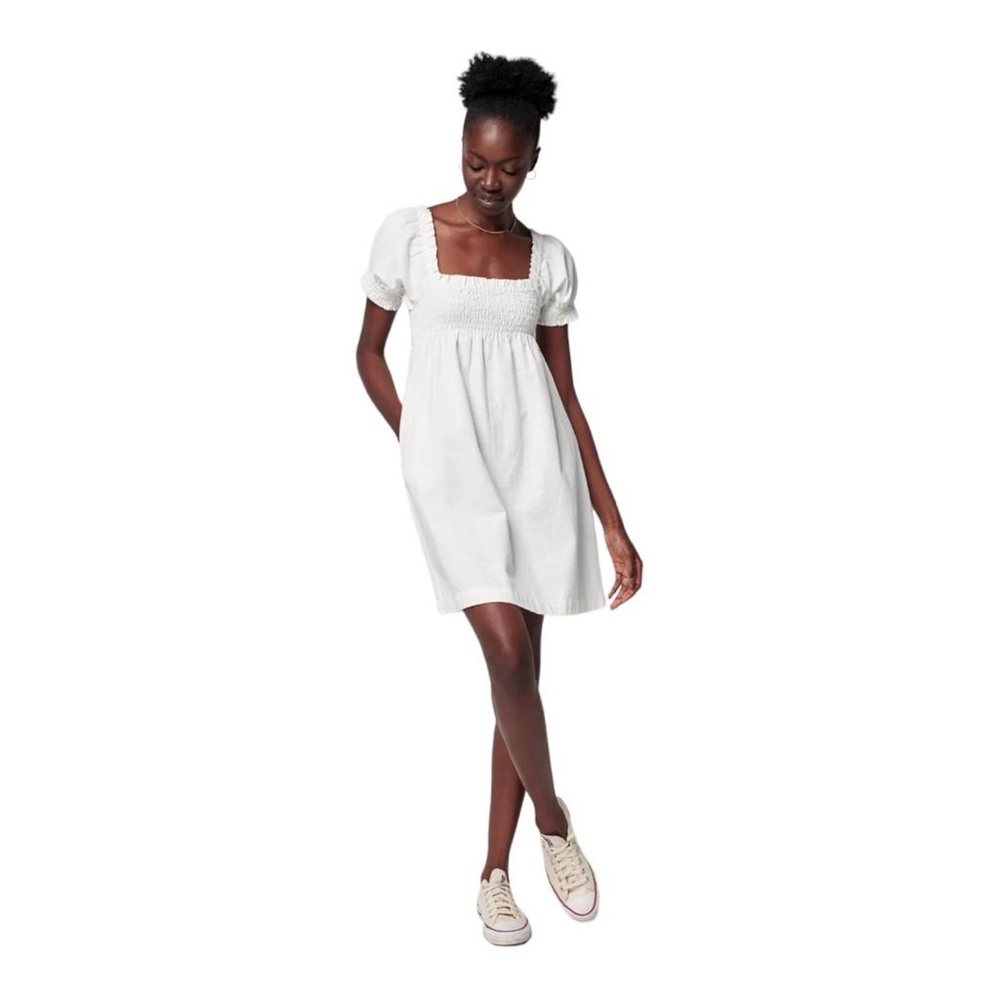 Smocked faherty dress white